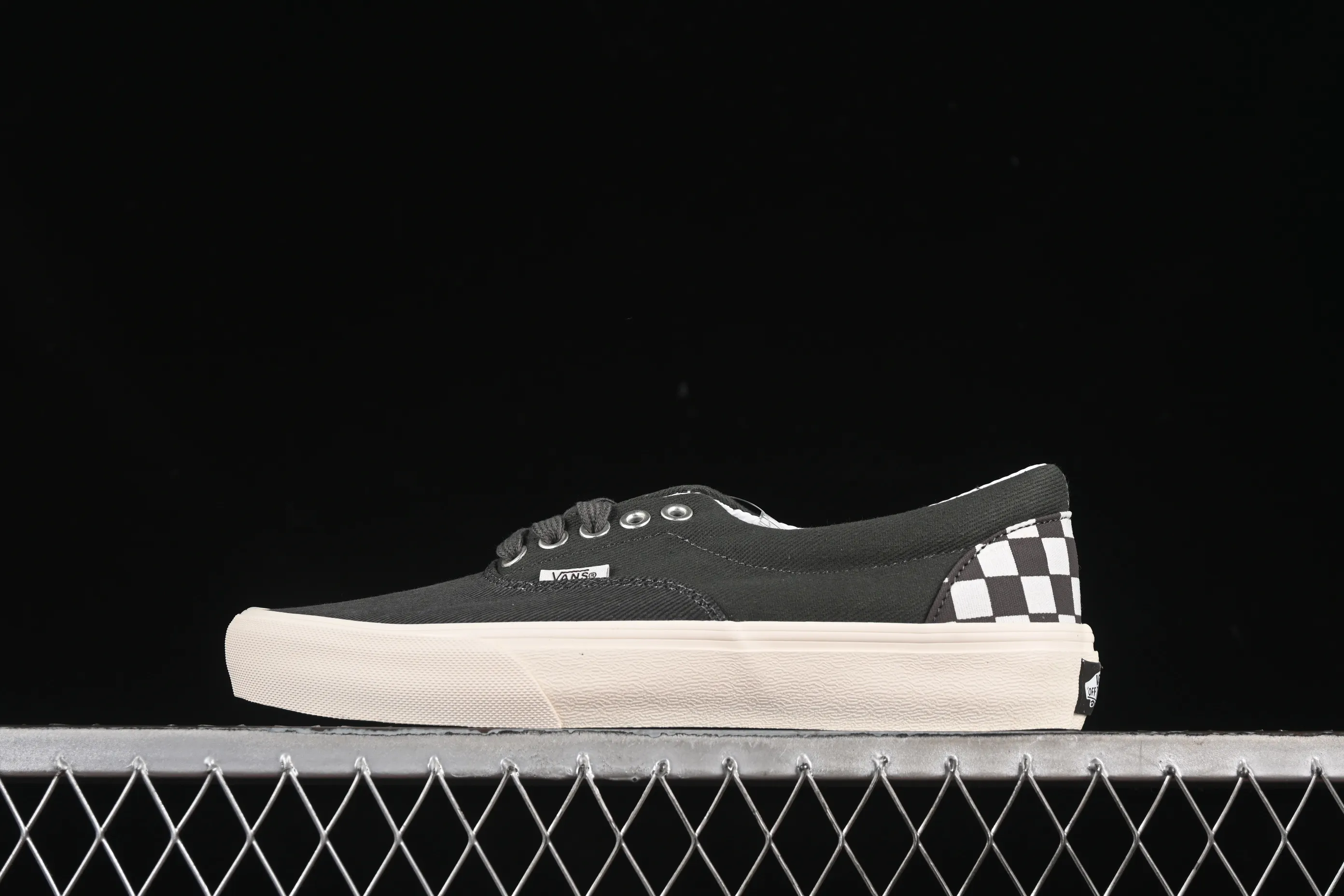 All categories Vans Vans series Vans Low Vans low-top Vainl Archive x Vans Era joint model Vans low-top casual sneakers VN000CQ6RUX